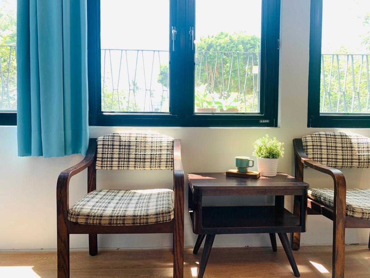 Oyaji Guesthouse-依人數床位數計價開放房型 Tainan Exterior foto